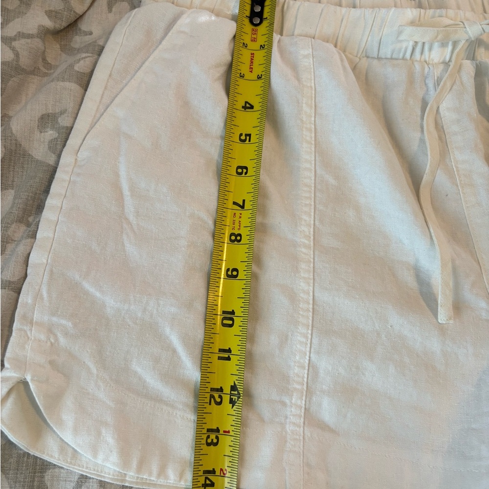Universal Thread Linen White Shorts - Picture 12 of 15